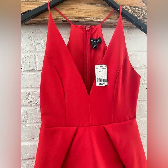 Le Château red cocktail dress - Picture 8 of 11